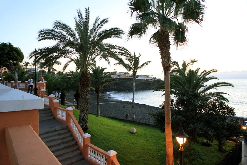 black sand excursions tenerife