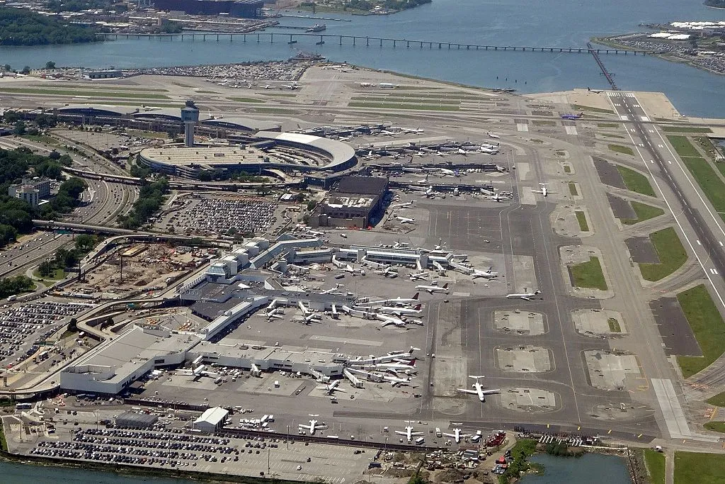 LaGuardia Airport (LGA) – New York City, USA