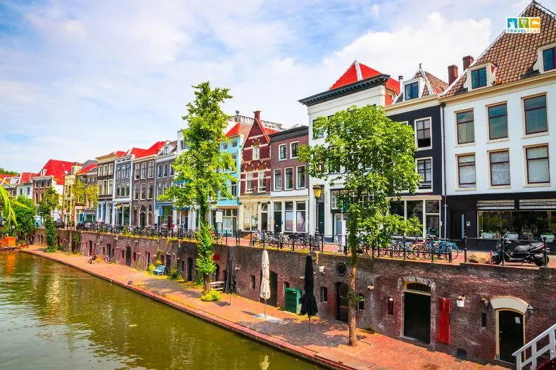 Utrecht traditional houses
