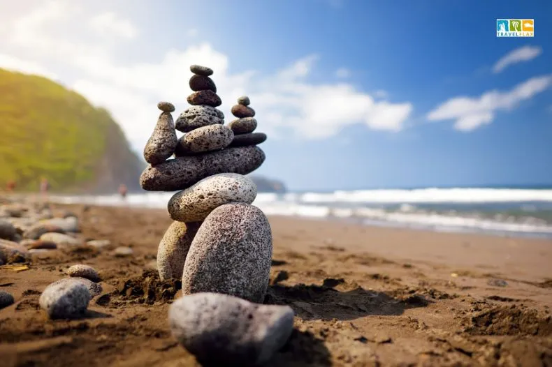 Pololū Valley Black Sand Beach